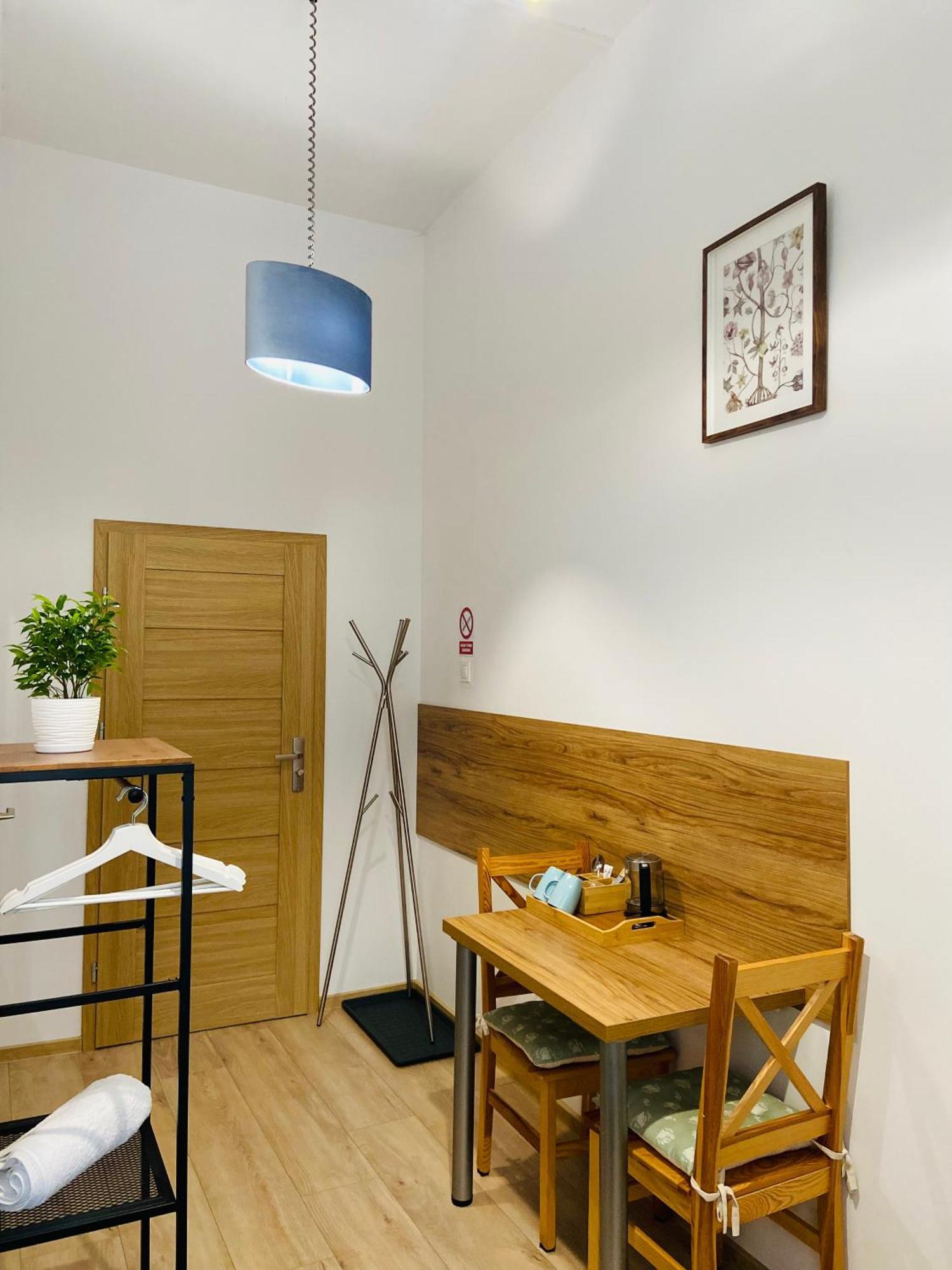 Krakow Apartments & Rooms Экстерьер фото