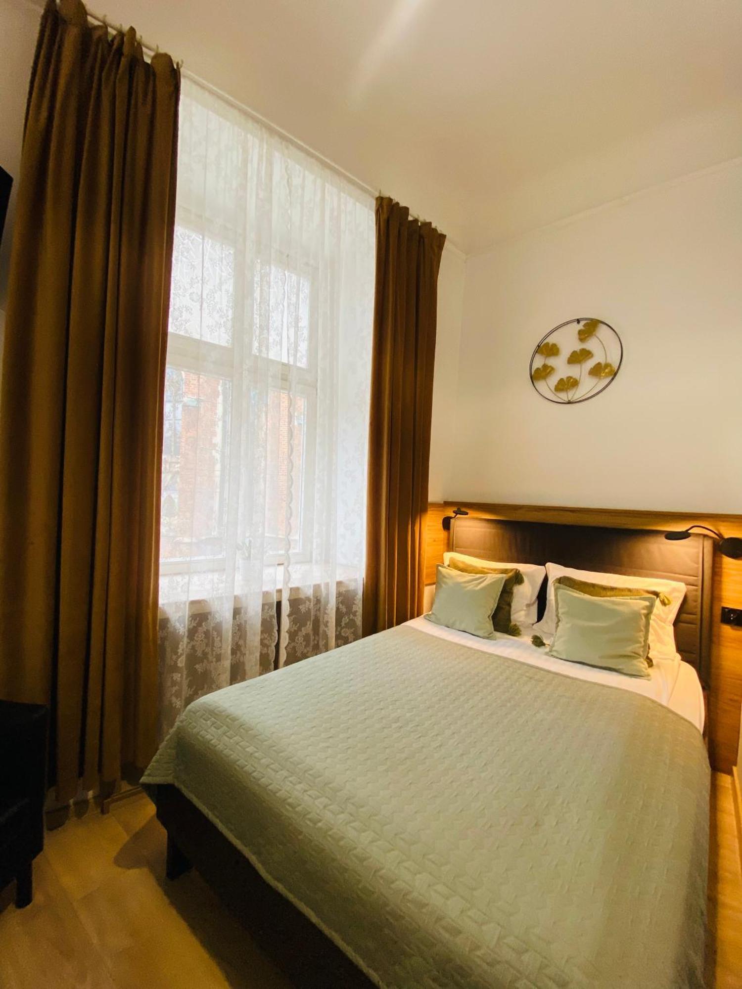 Krakow Apartments & Rooms Экстерьер фото